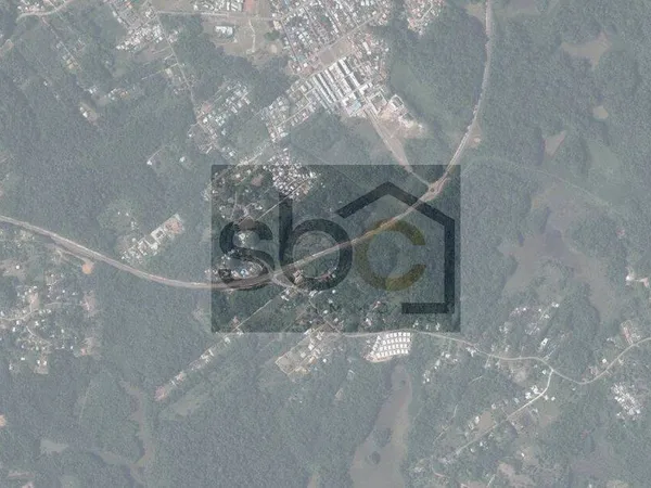 Terrain 9233 m² 