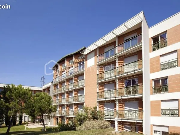 Studio 1 pièce 22 m² 