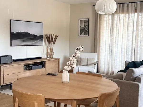 Superbe appartement récent avec terrasse - 4 pièces - 89 m² - Prévessin-Moëns 