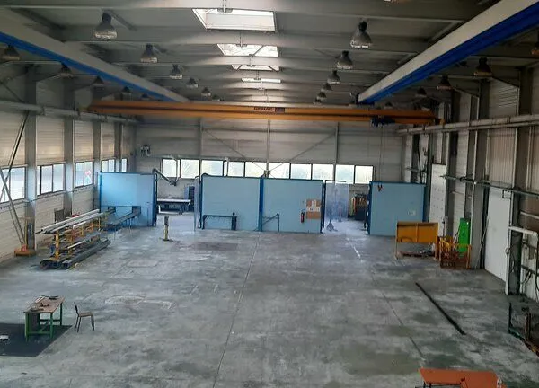 Local d'activité 2 060 m² 
