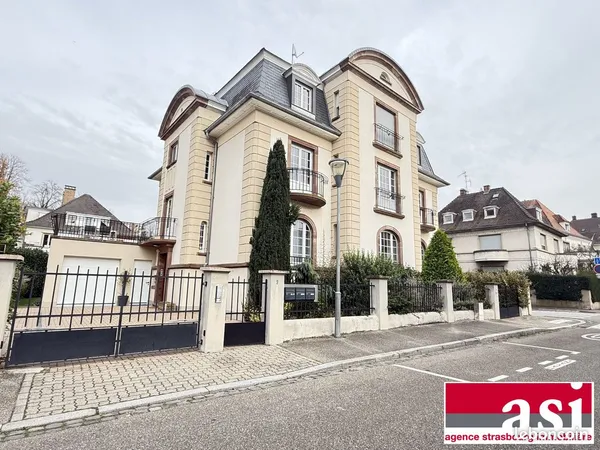 Appartement 4 pièces 122 m² 