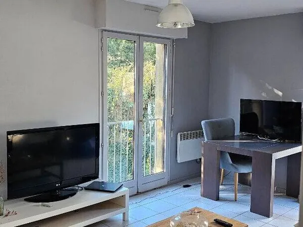 Triplex 1 pièce 38 m² 