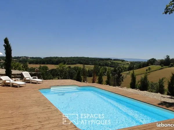 Maison 10 pièces 256 m² 