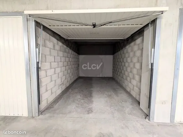 Box de stockage 14 m² 