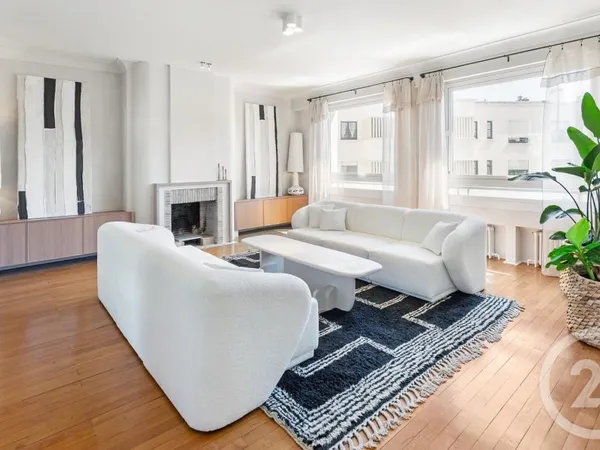 Appartement 5 pièces 141 m² 