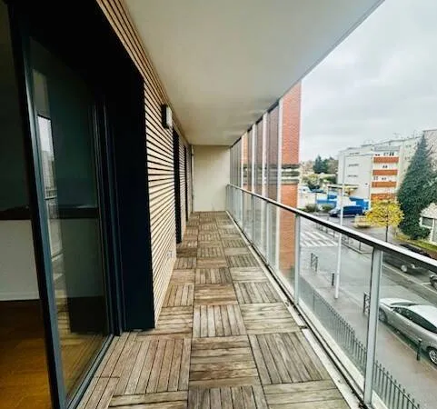 Appartement 4 pièces 103 m² 