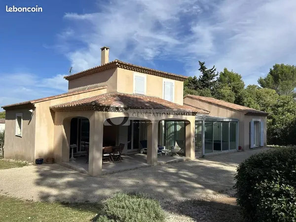 Maison 6 pièces 151 m² 