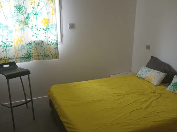 Loue chambre meublée 11m² Tarnos, à 10 min de Bayonne 