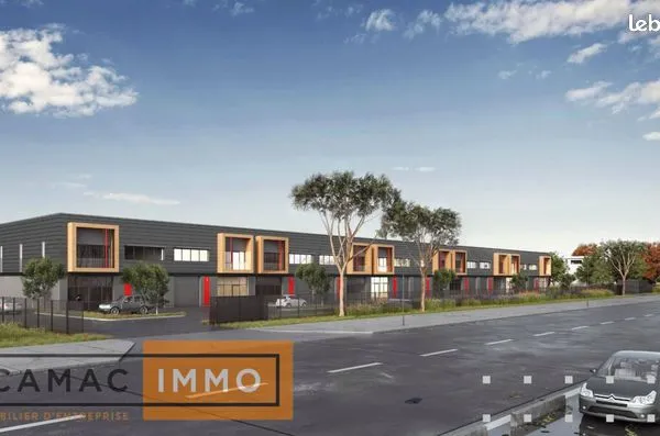 Local d'activité 1512 m² 