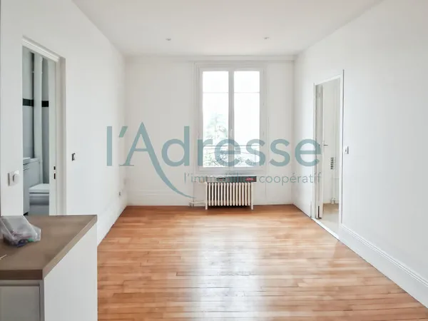 SURESNES Plateau Ouest - DUPLEX accompagné de sa vue dégagée 
