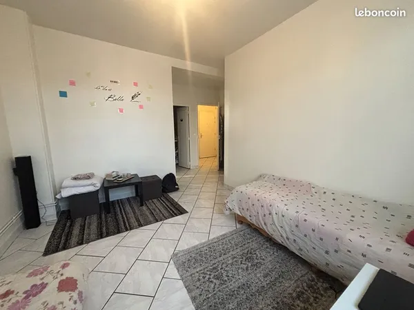 Appartement 1 pièce 33 m² 