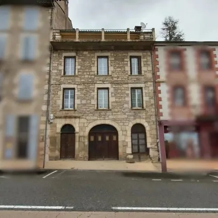MAISON DE VILLAGE