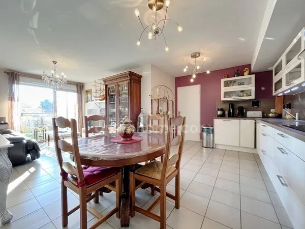 Appartement 3 pièces 64 m² 
