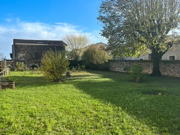 Haux Terrain d'agrément non constructible 636 m² 20 000 