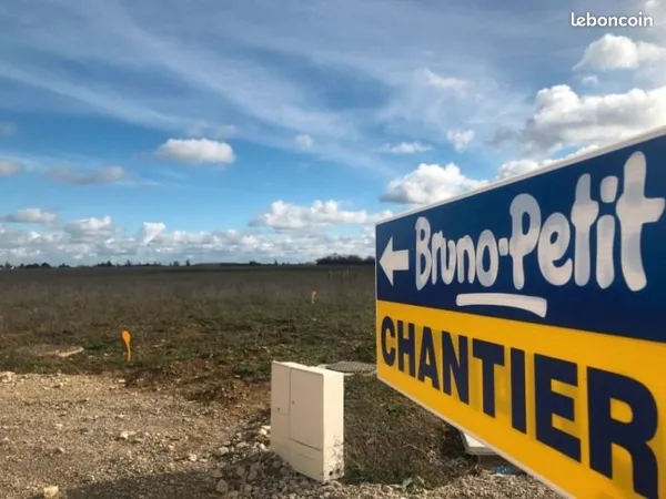 Terrain 658 m² Niherne 