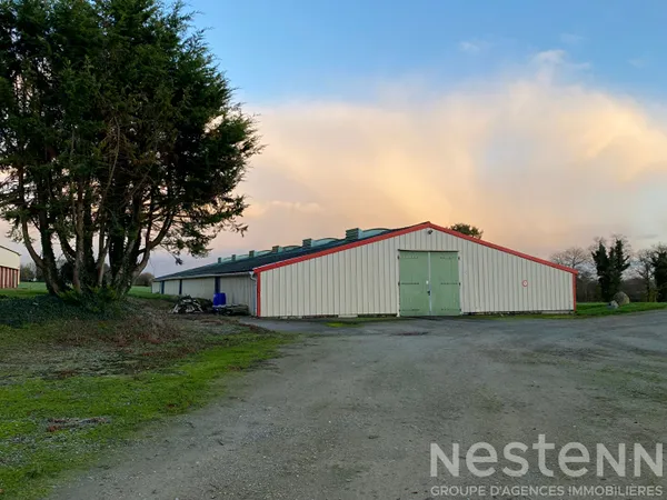 Local commercial Guenin 1 pièce(s) 900 m2 
