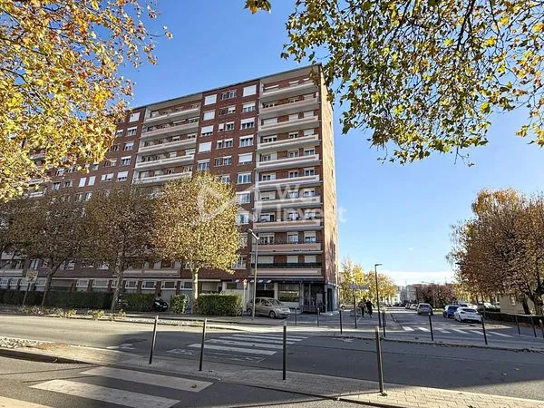 Appartement 7 pièces 74 m² 
