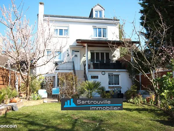 Maison 10 pièces 263 m² 