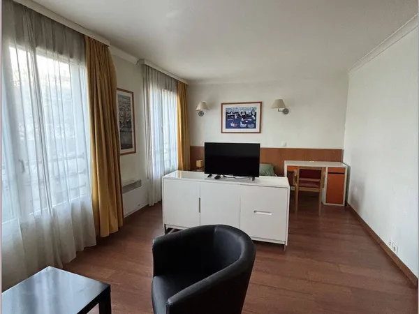 Appartement 1 pièce 33 m² 