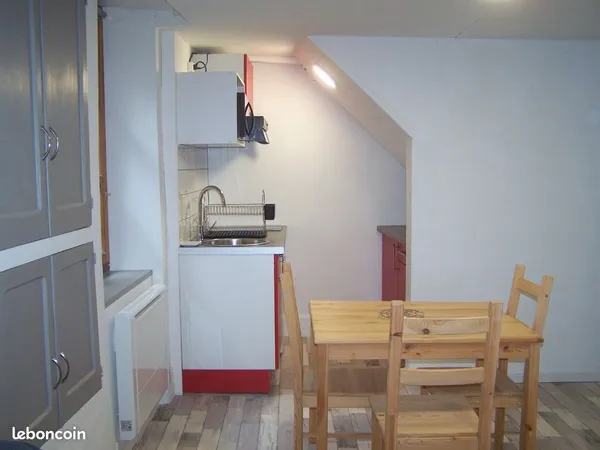 Studio meublé 