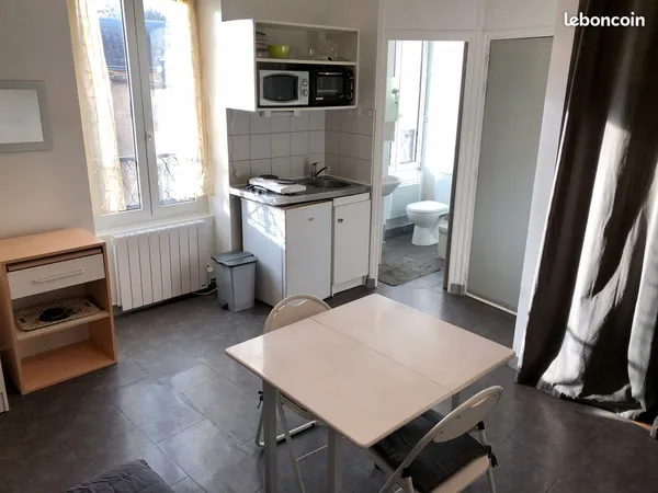 Studio meublé 