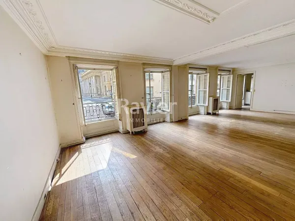Appartement 5 pièces 136 m² 