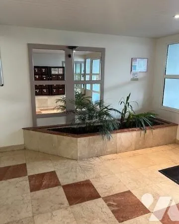 Appartement 1 pièce 44 m² 