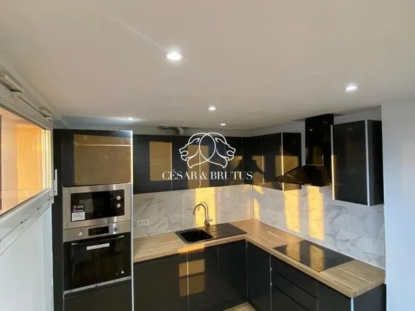 Appartement 4 pièces 82 m² 