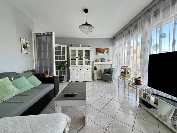 Appartement 5 pièces 93 m² 