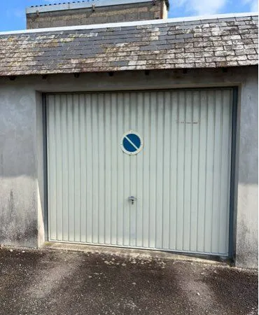 Parking - Garage Vente Saint-Hilaire-du-Harcouët   10000€