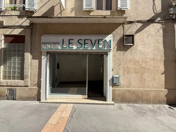 Local commercial 1 pièce 25 m² 