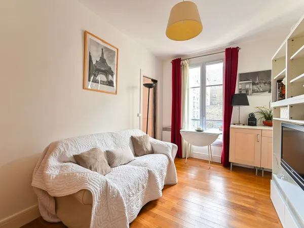 Loue appartement 28m² Paris 15ème 