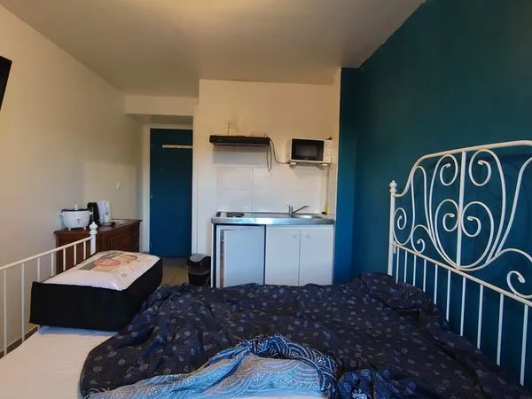 Studio meublé à louer 