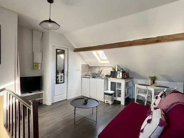 Studio meublé proche gare 