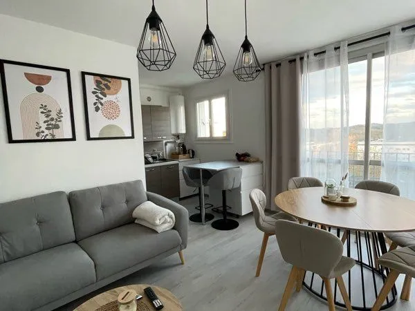 🏡 T3 lumineux 60m² avec vue exceptionnelle sur les Pyrénées - Mourenx (64150) 