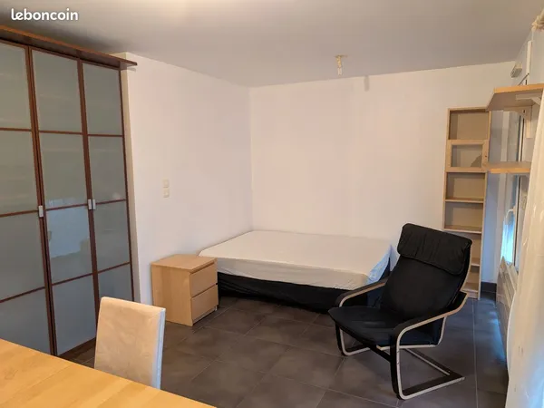 Studio récent de 27m² en centre-ville 