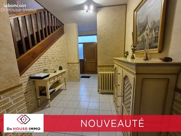 Maison 6 pièces 255 m² 
