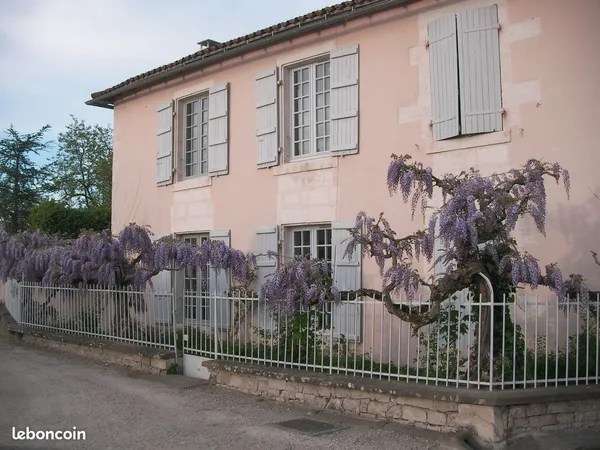Loue grande maison de charme 360m2 
