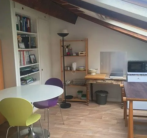 Loue agréable studio 35m² - Reims centre (51) - 1 chambre 