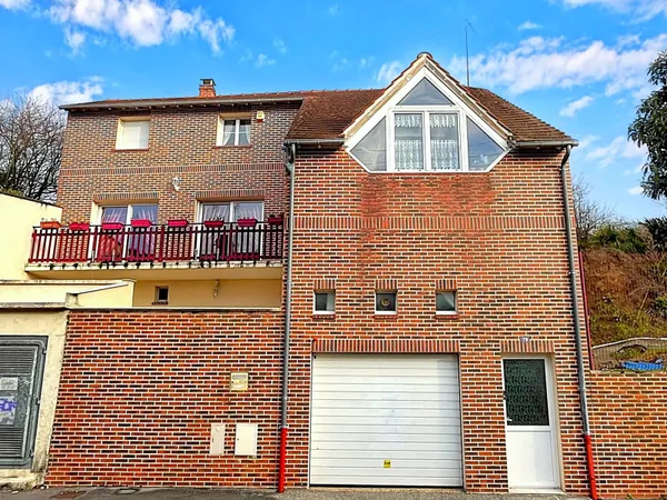 Maison 4 pièces 163 m² 