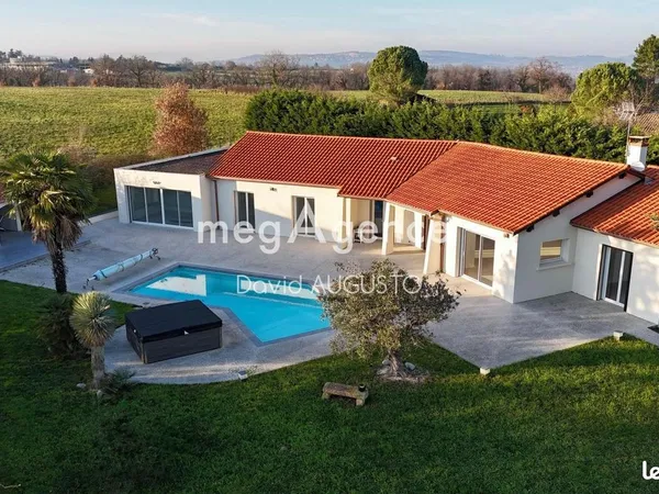 Maison 8 pièces 248 m² 