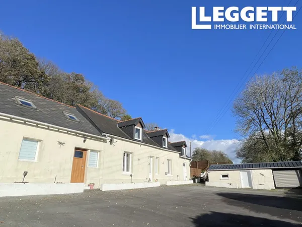 Superbe propriété de 3 chambres et gîte de 2 chambres. Plus de 3000 m² de terrain. Vue sur le 