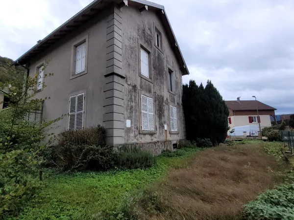 RUPT SUR MOSELLE - Maison 125m² sur 3 niveaux. Terrain 417 m² 