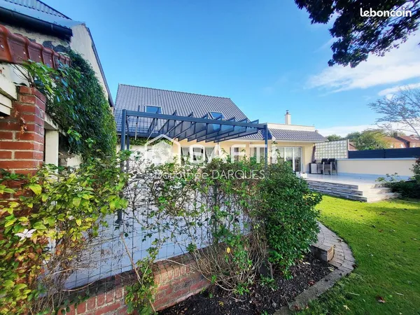 Maison de ville 6 pièces 160 m² 