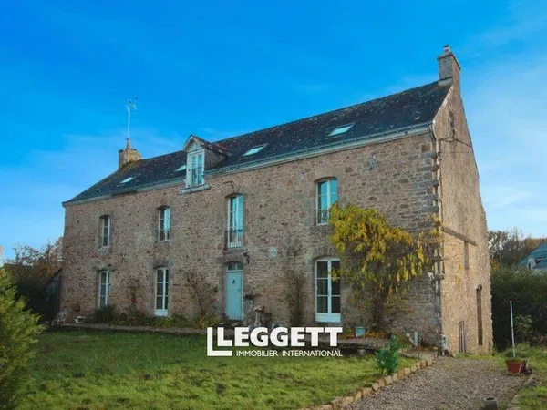 Maison 11 pièces 202 m² 