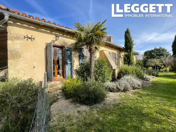 50 mn TOULOUSE, Gers, Maison en pierres, rénovée, de plain-pied sur 1HA30, belle vue Pyrénées 