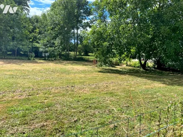 Terrain 651 m² 