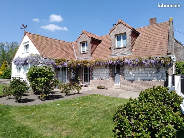 Maison, type longère en pierre 