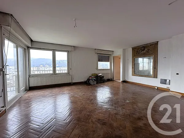 Appartement 4 pièces 94 m² 