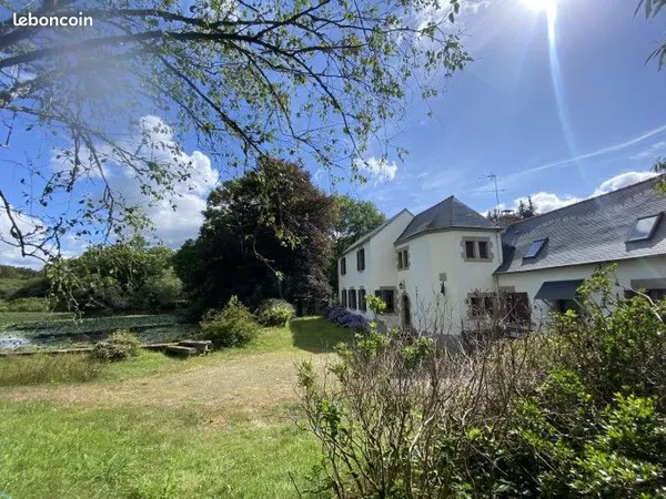Maison 10 pièces 300 m² 